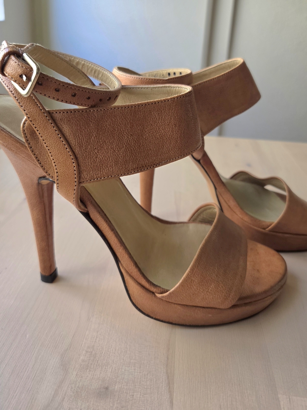 Stuart Weitzman Nudist Strap Heels Sandals Brown Size 5M